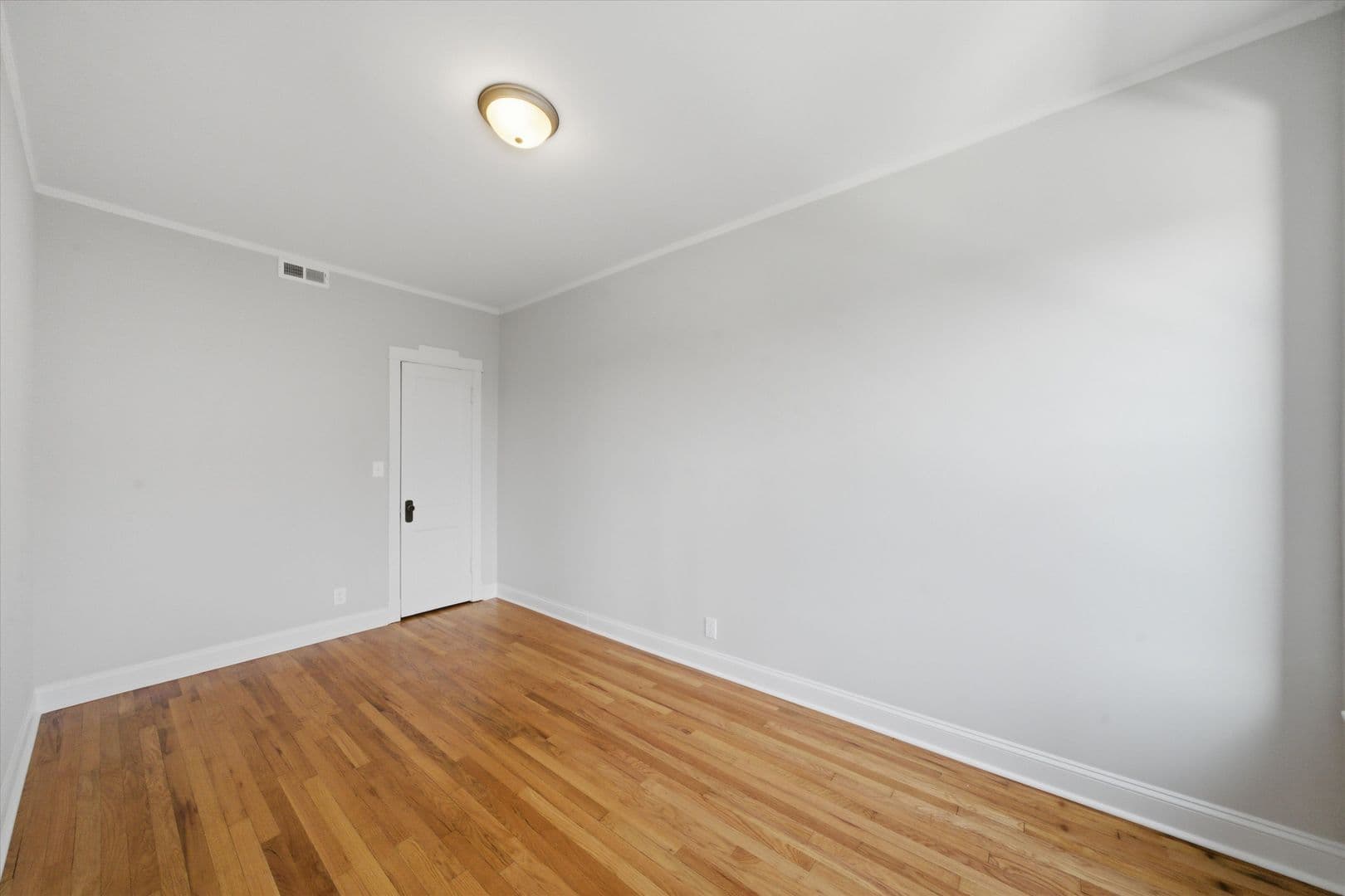 Chicago Apartment: 2638-50 N. Milwaukee
