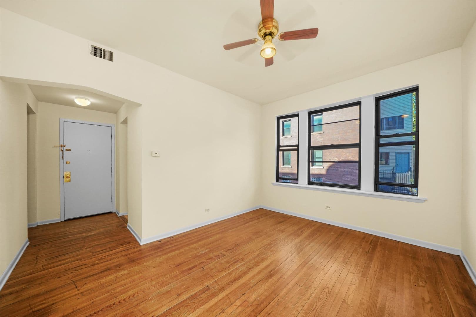 Chicago Apartment: 2319-25 N. Kedzie