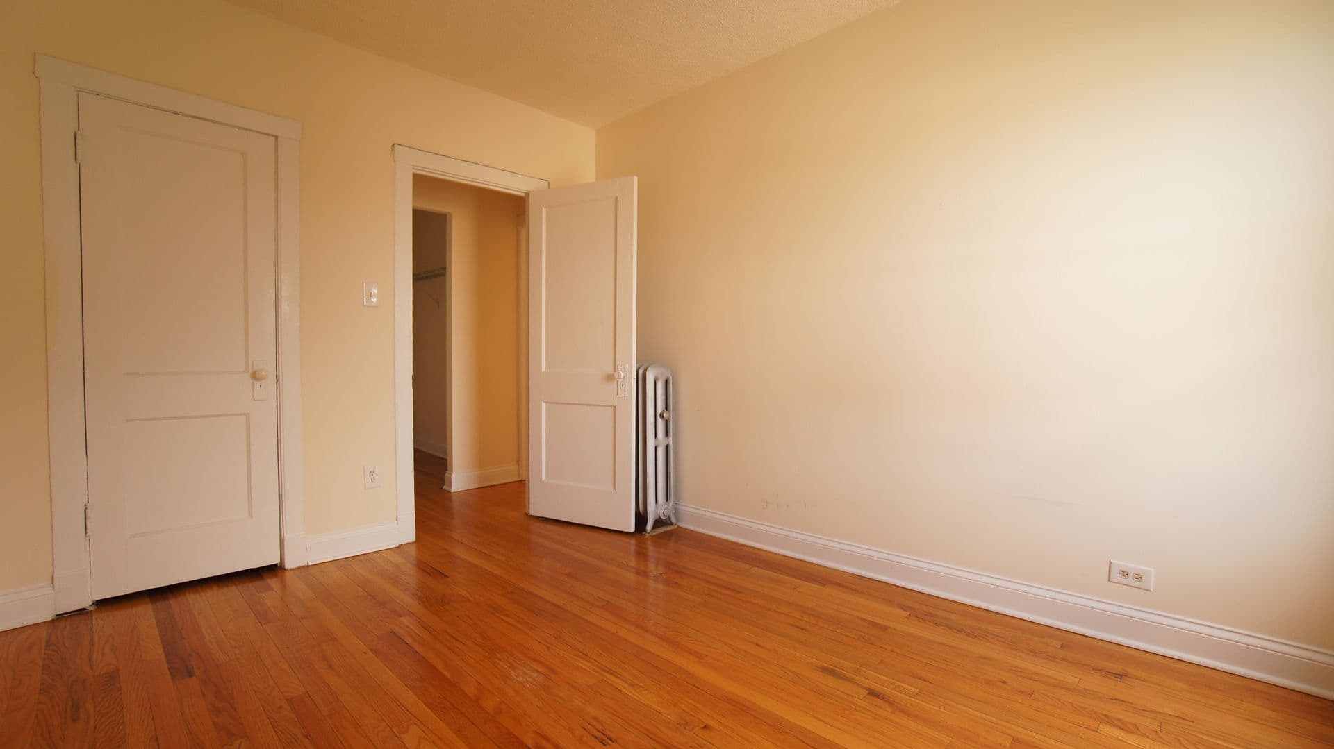 Chicago Apartment: 2647-53 N. Spaulding