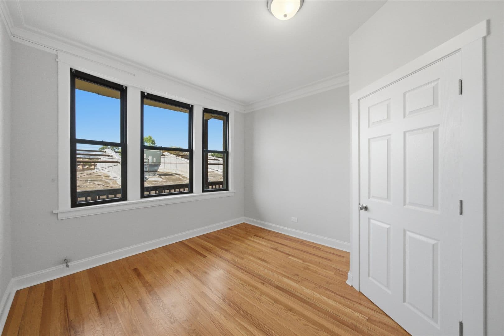 Chicago Apartment: 2638-50 N. Milwaukee