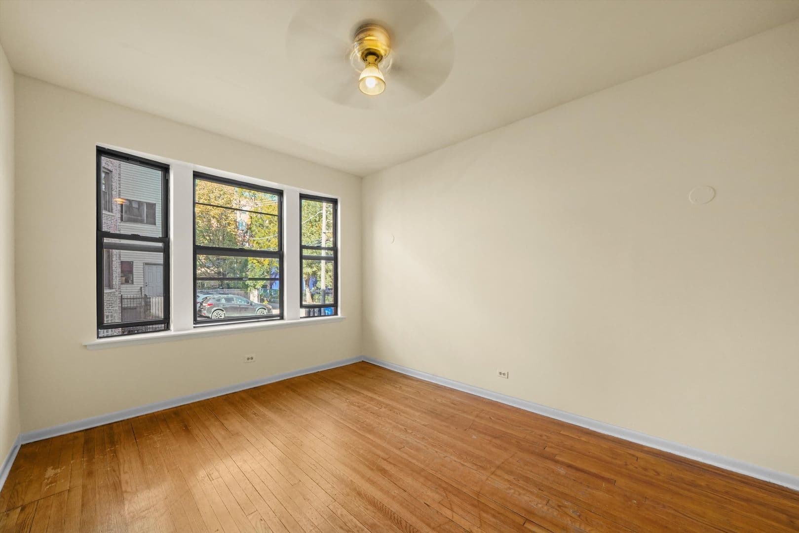 Chicago Apartment: 2319-25 N. Kedzie
