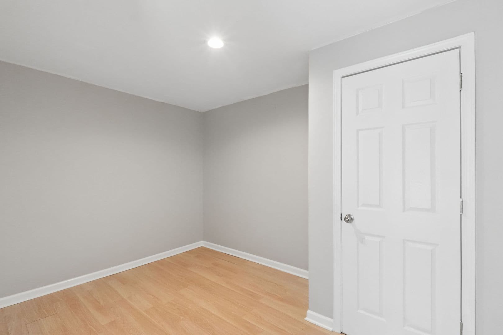 Columbus Apartment: 76-78 Hayden Ave