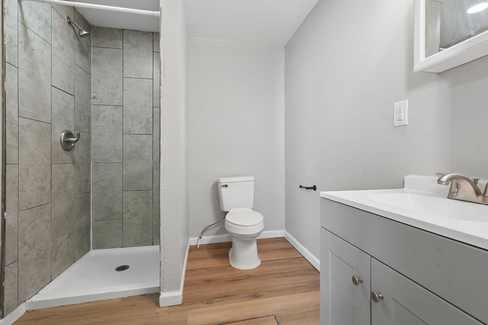 Columbus Apartment: 76-78 Hayden Ave