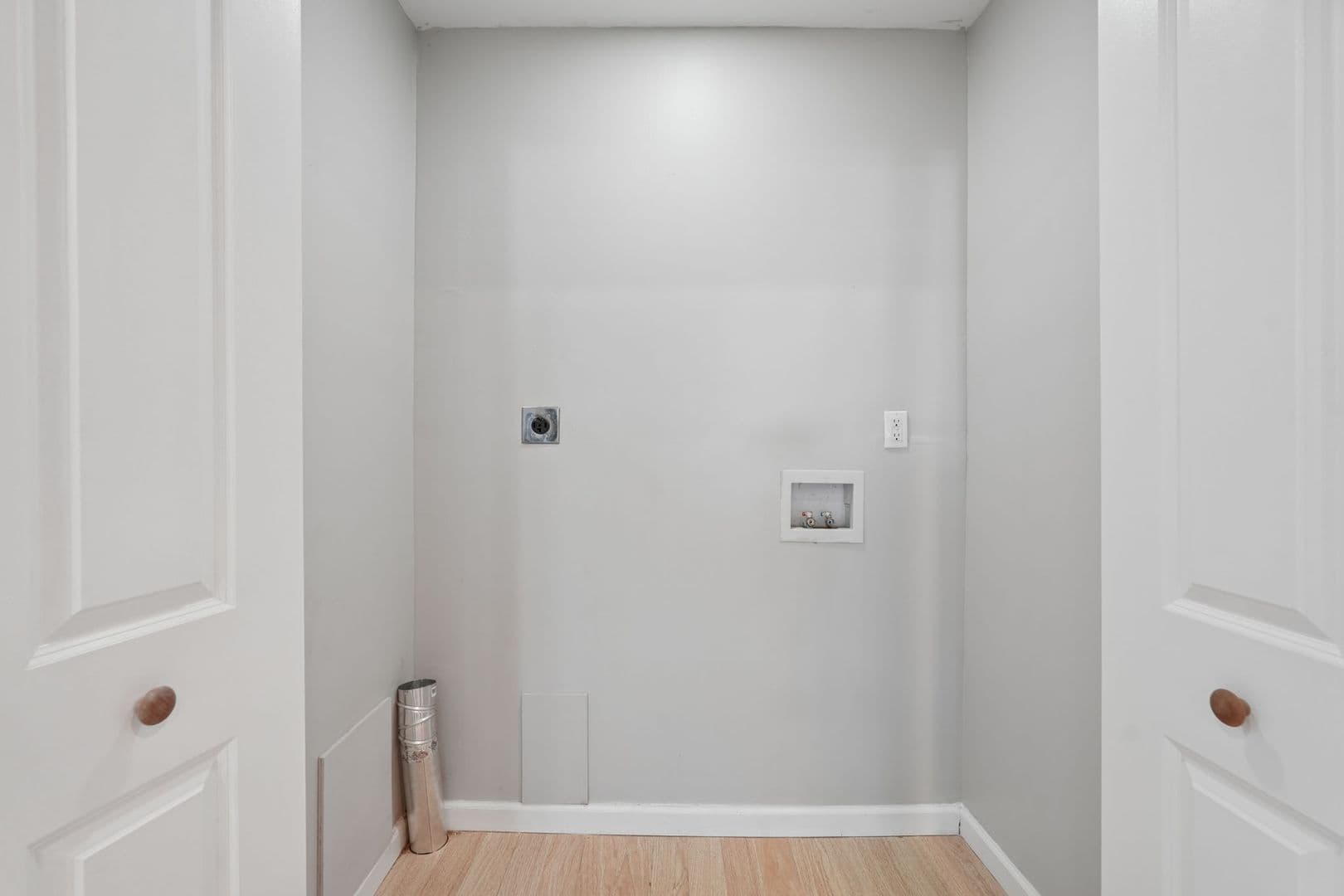 Columbus Apartment: 76-78 Hayden Ave