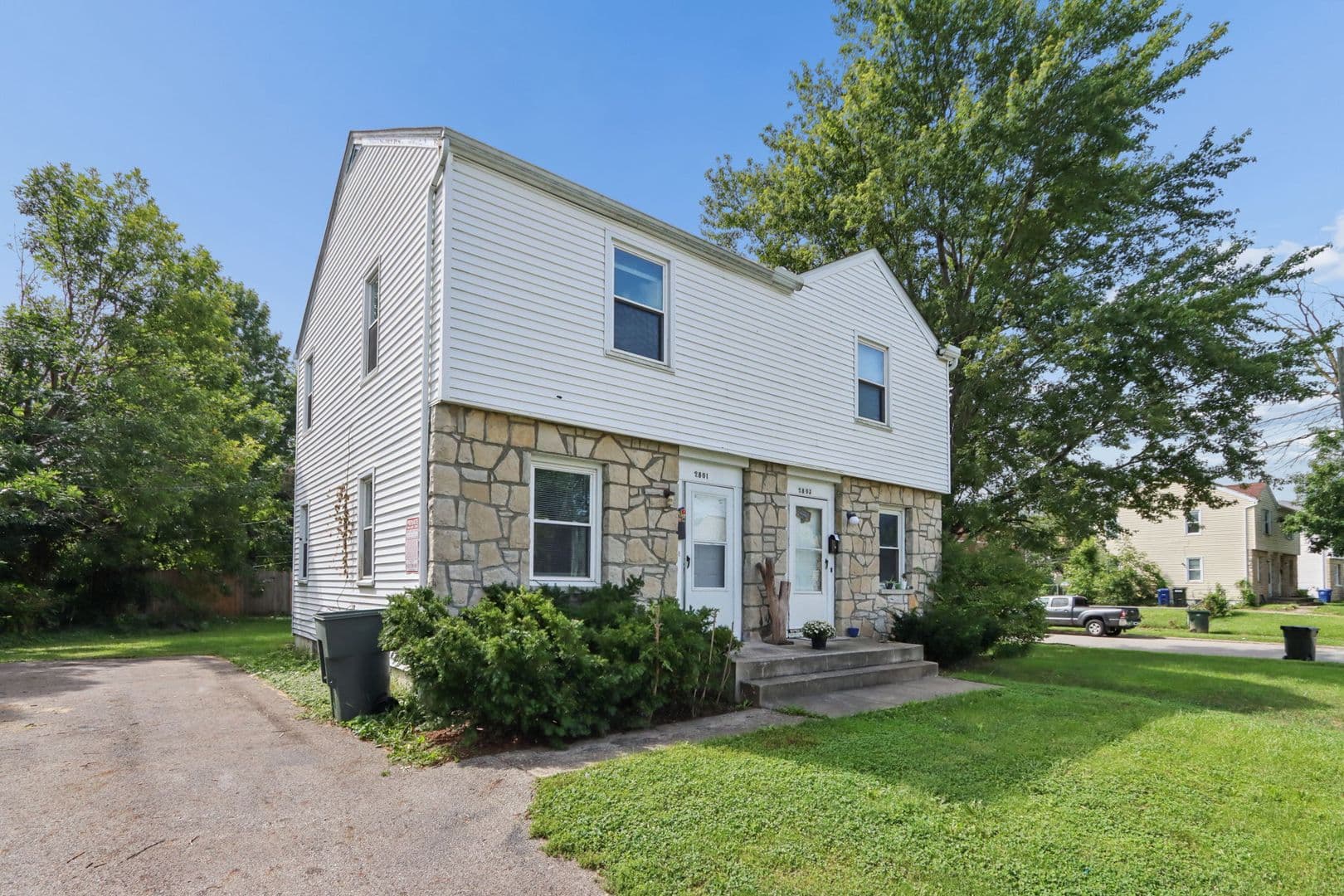 Columbus Apartment: 2801-2803 Vanderberg Ave
