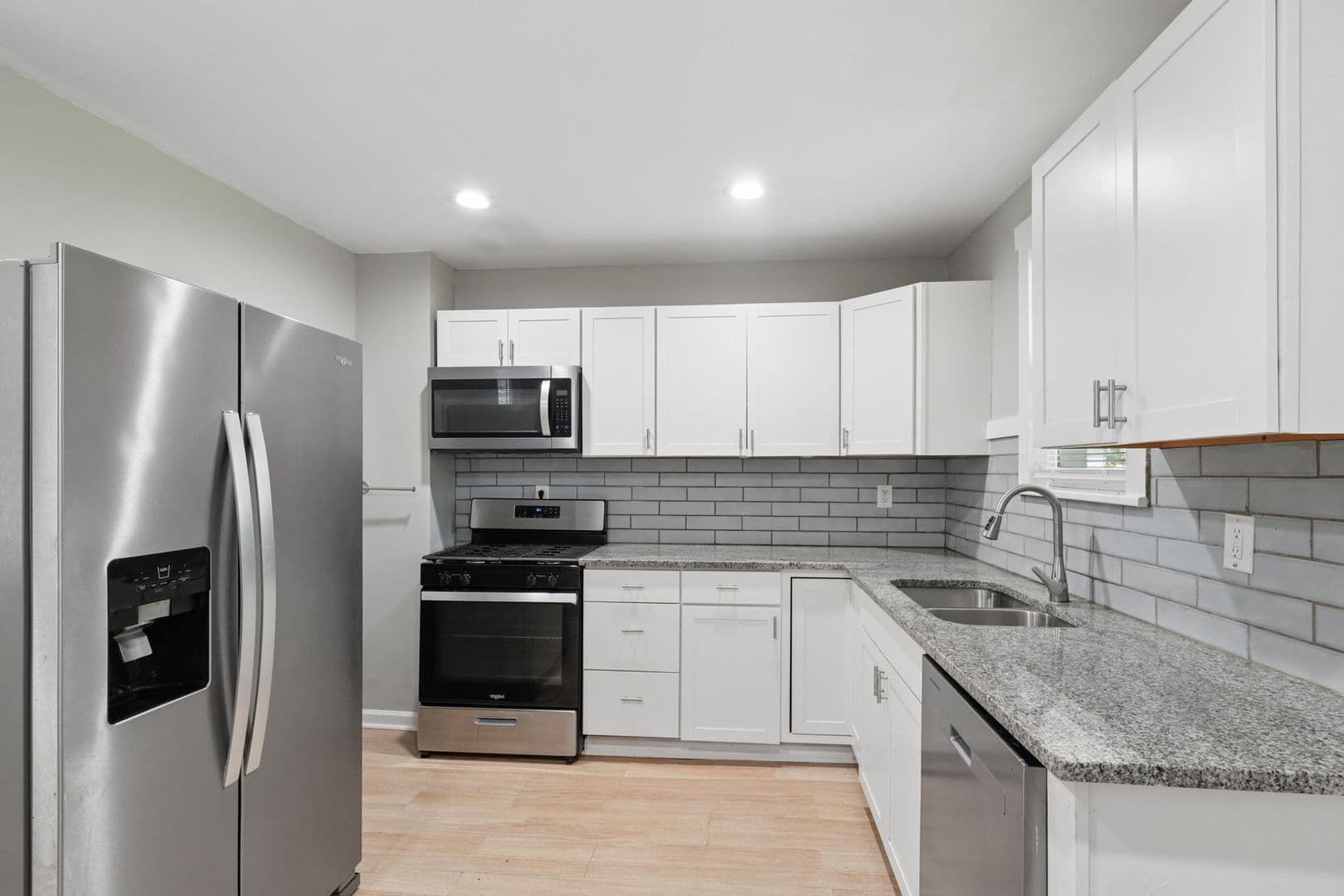 Columbus Apartment: 76-78 Hayden Ave