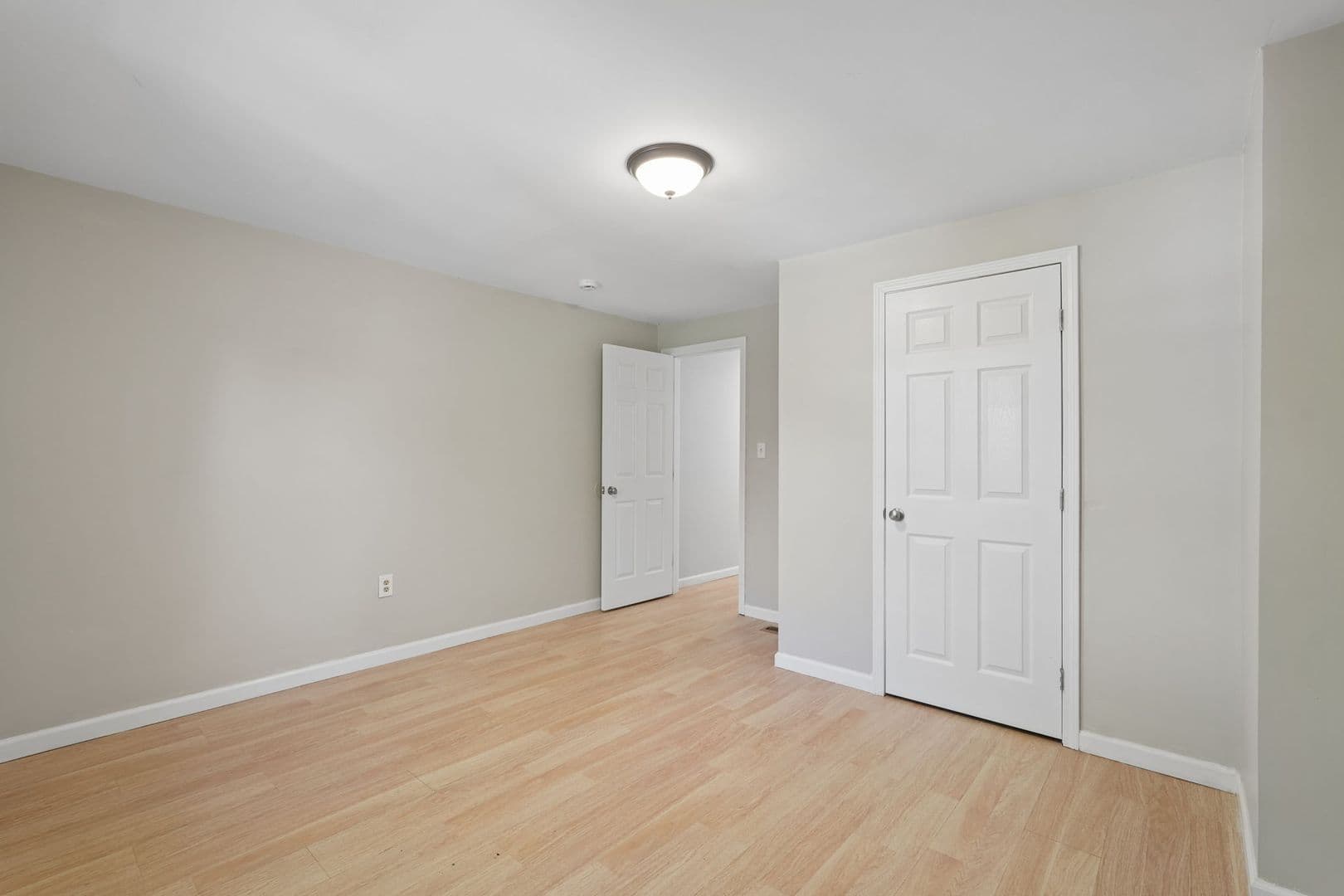 Columbus Apartment: 76-78 Hayden Ave