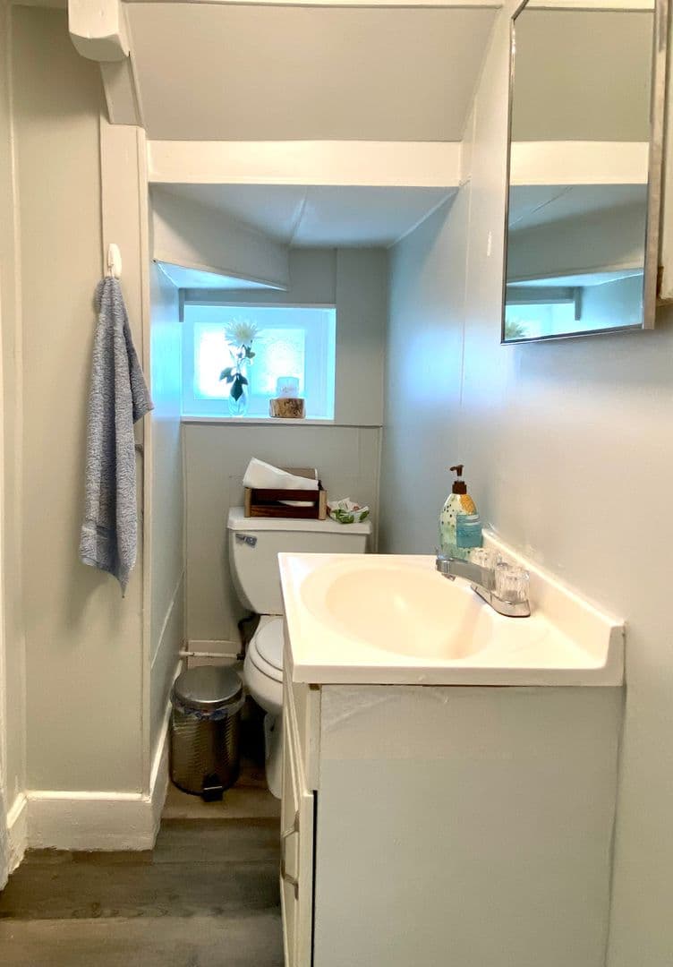 East Boston Apartment: 126 Leyden St