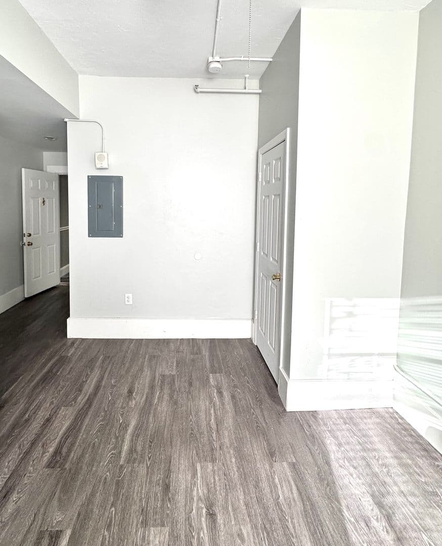 Worcester Apartment: 50 Franklin Street
