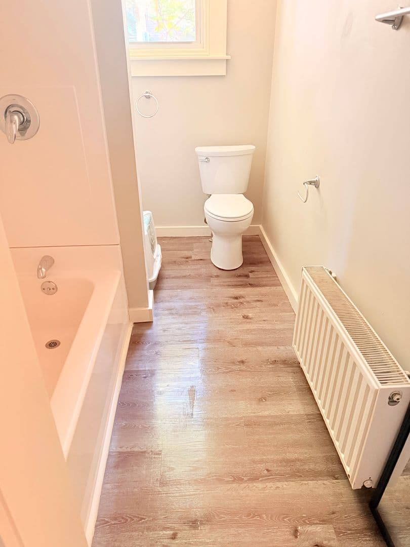 White River Junction Apartment: 31, 63, 77-79 Christian Street
