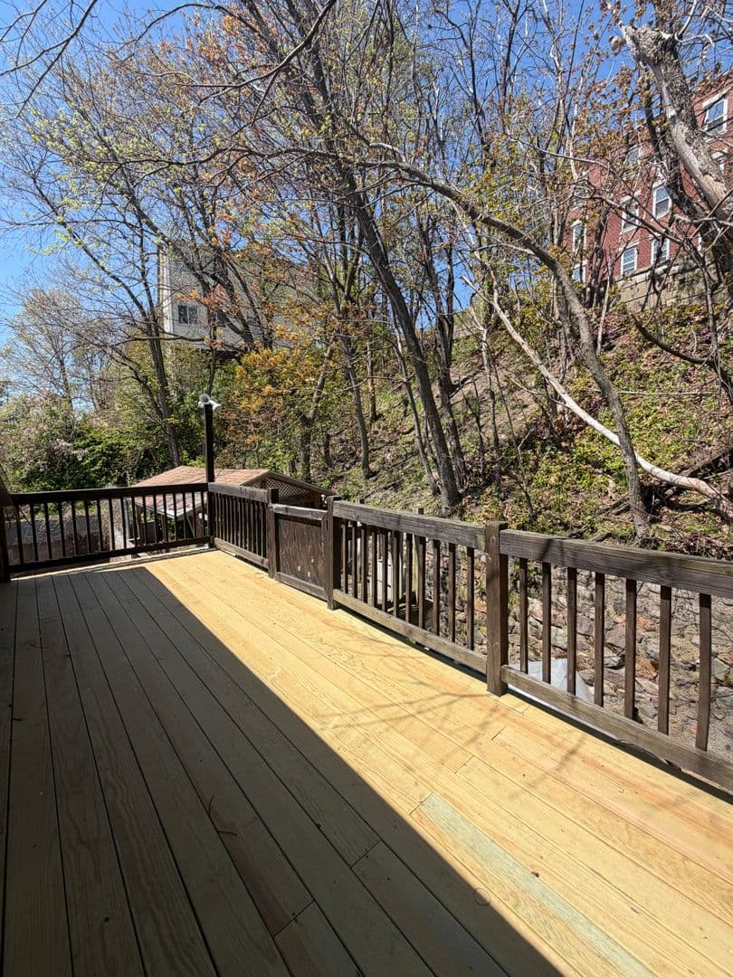 East Boston Apartment: 126 Leyden St