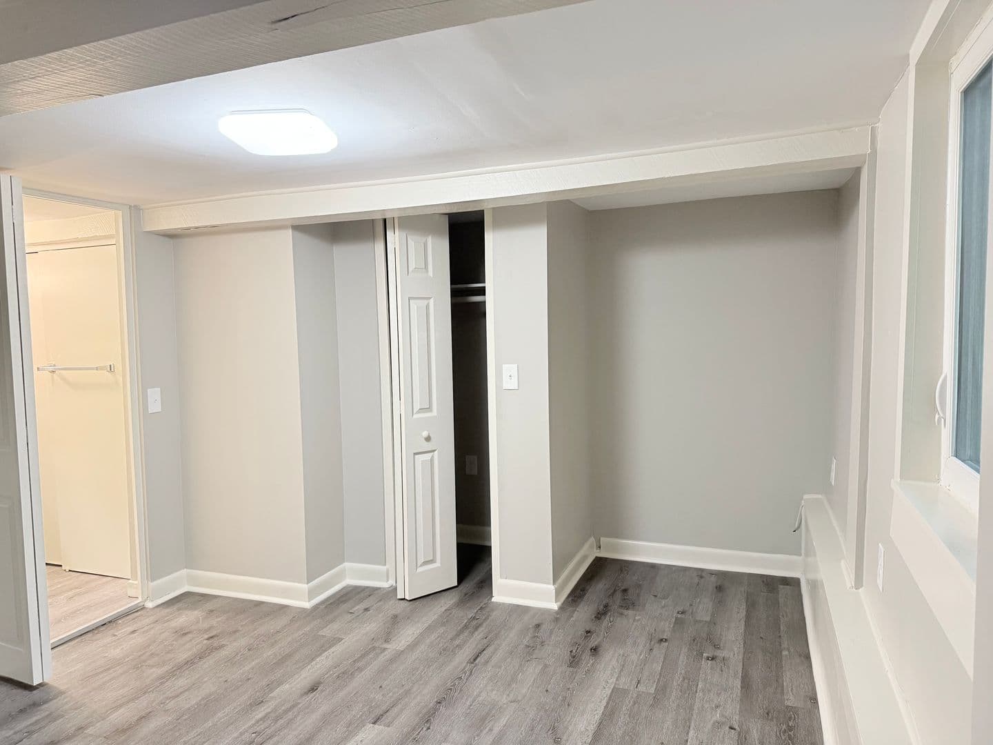 Hartland Apartment: 8 Blodgett Lane