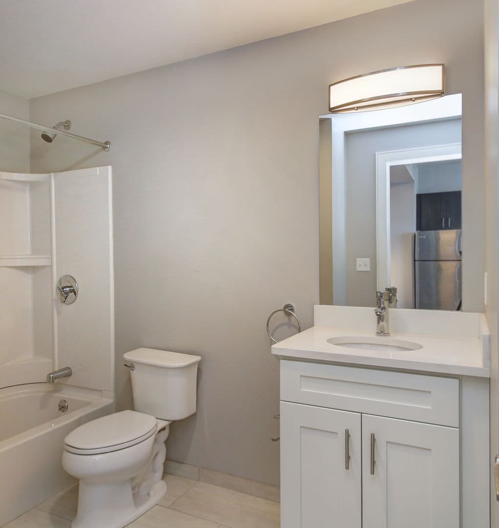 Lynn Apartment: 23 Central Ave