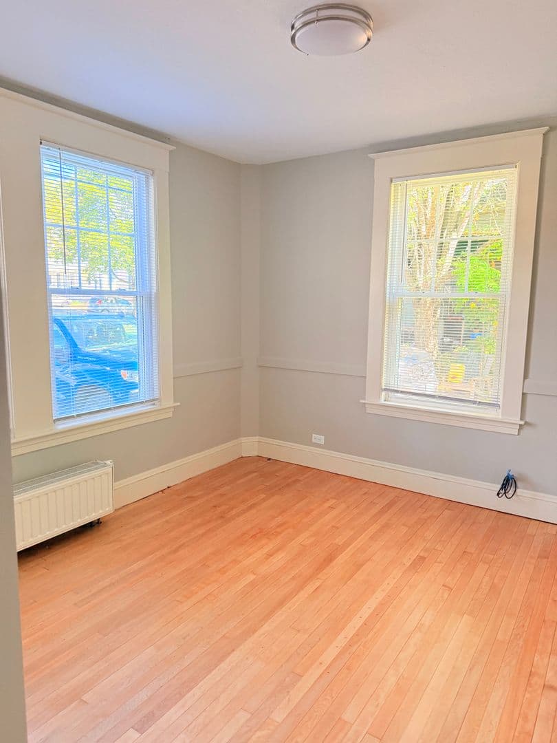 White River Junction Apartment: 31, 63, 77-79 Christian Street