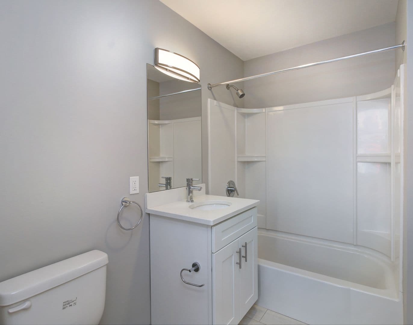 Lynn Apartment: 23 Central Ave