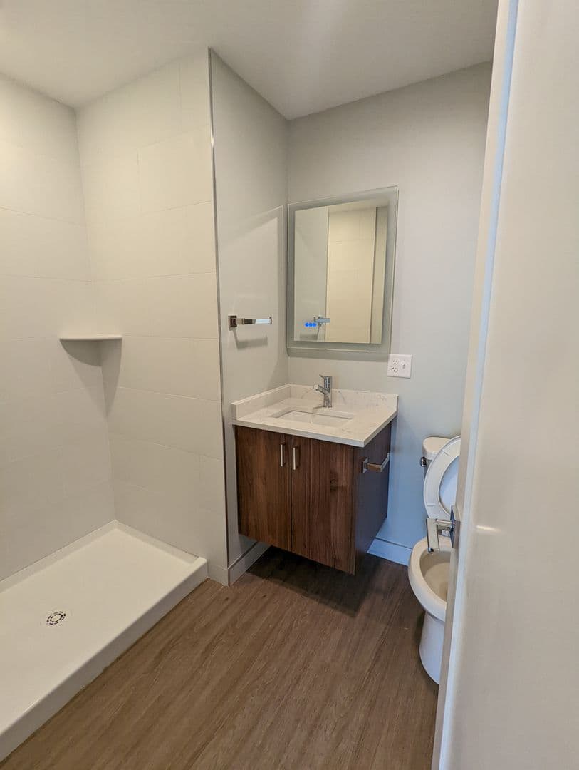 Worcester Apartment: 517 Main Street