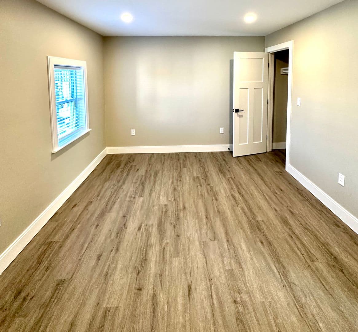 East Boston Apartment: 33-39 Maverick Square