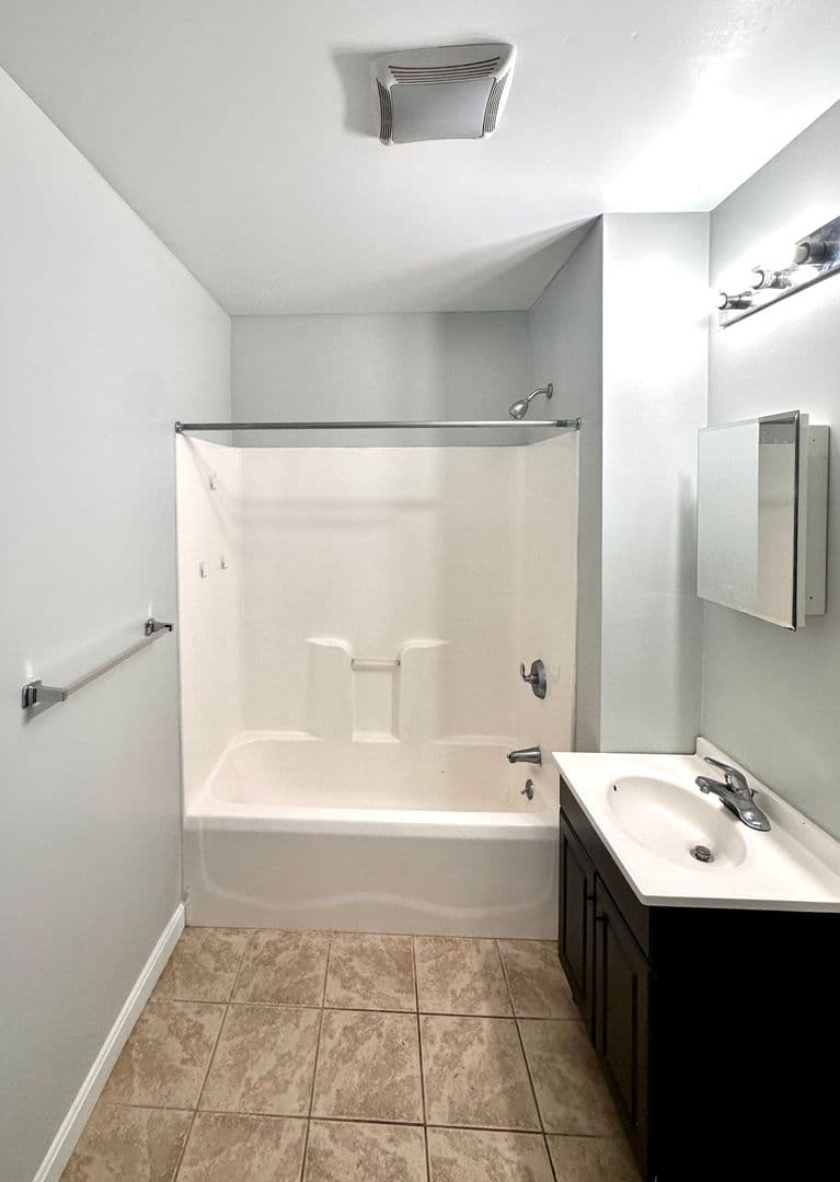 Worcester Apartment: 50 Franklin Street