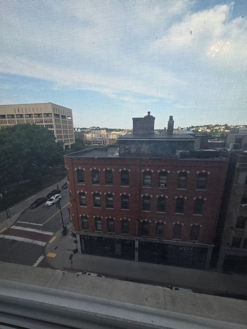 Worcester Apartment: 50 Franklin Street
