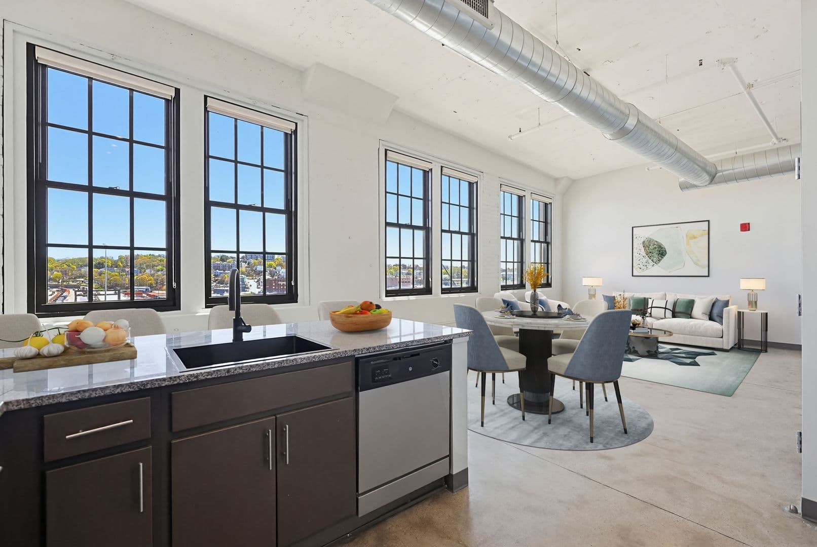 Worcester Apartment: 8 Grafton Street