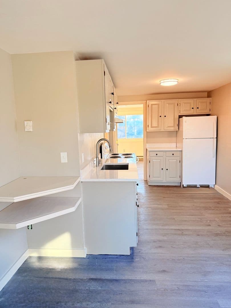 Hartford Apartment: 29 Cross Street