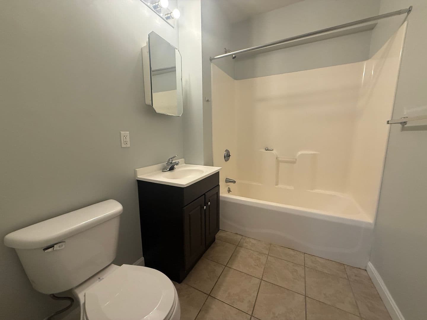 Worcester Apartment: 50 Franklin Street