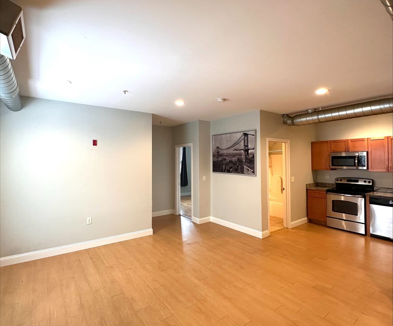 Worcester Apartment: 26 Portland Street