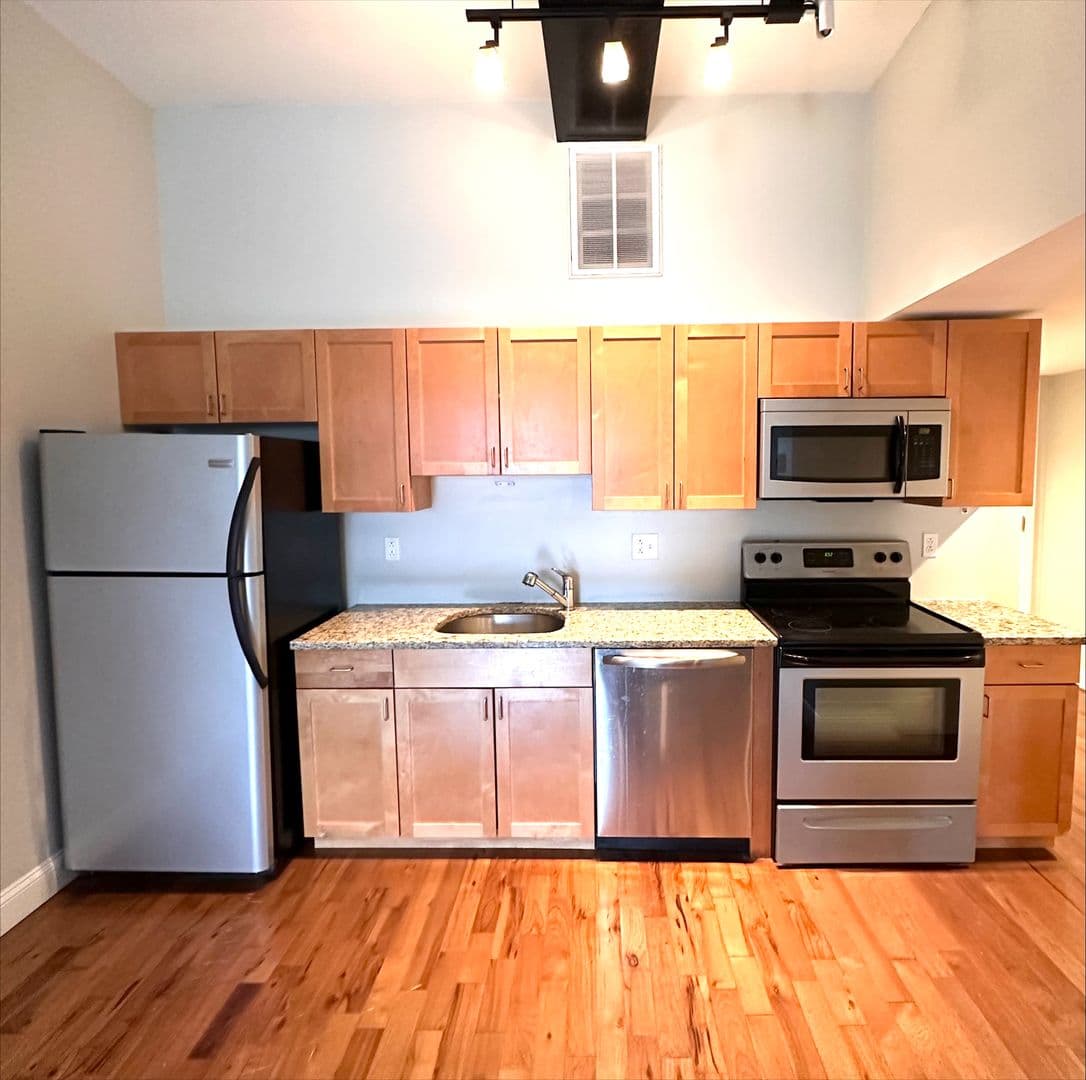 Worcester Apartment: 26 Portland Street