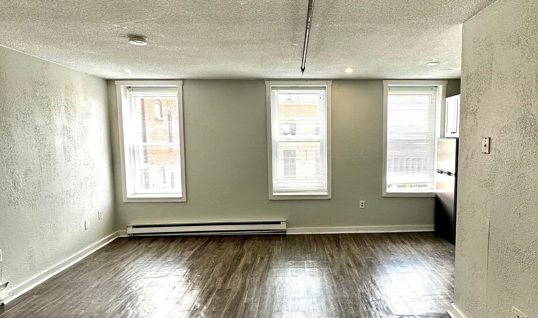 Worcester Apartment: 76 Franklin Street