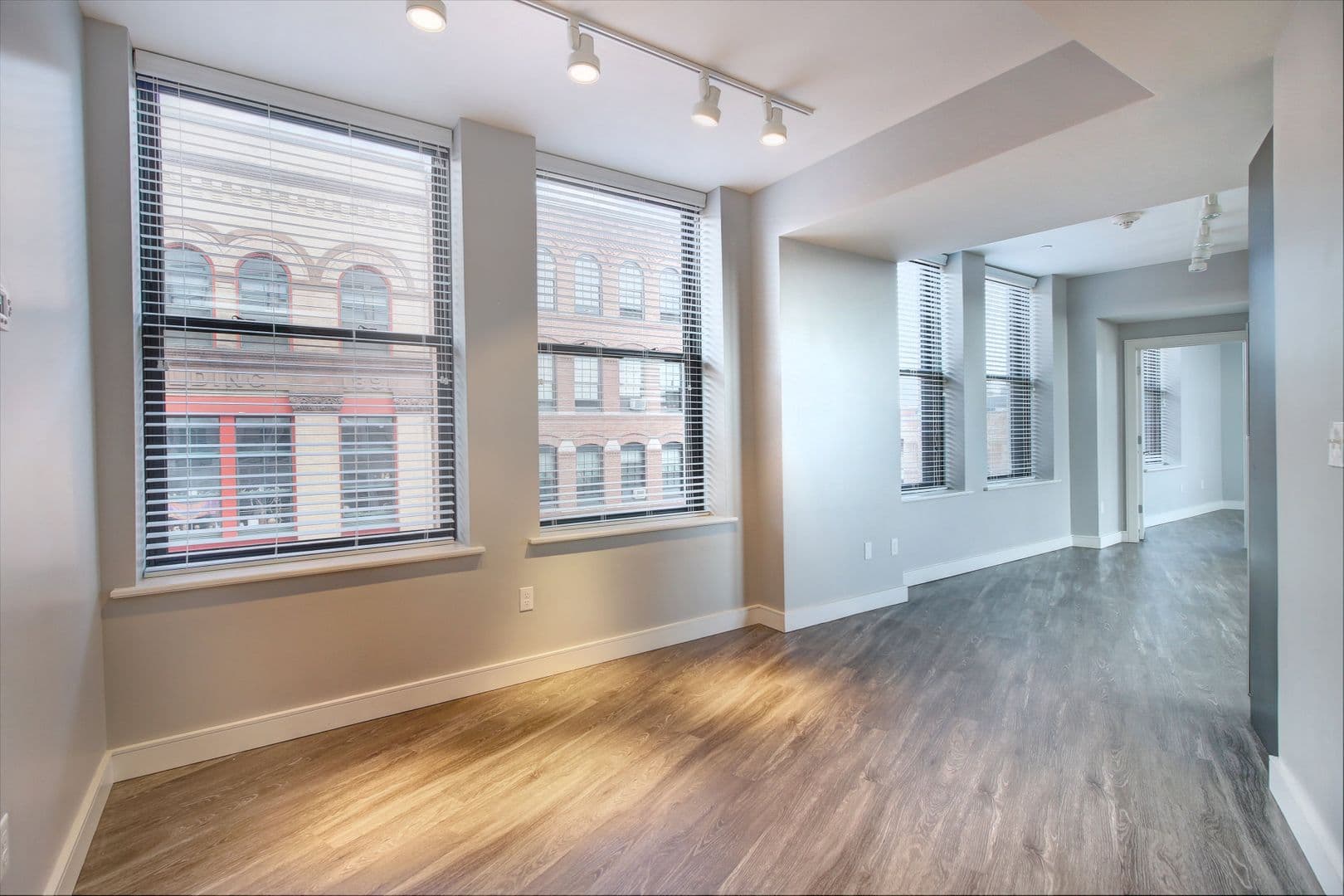Lynn Apartment: 23 Central Ave