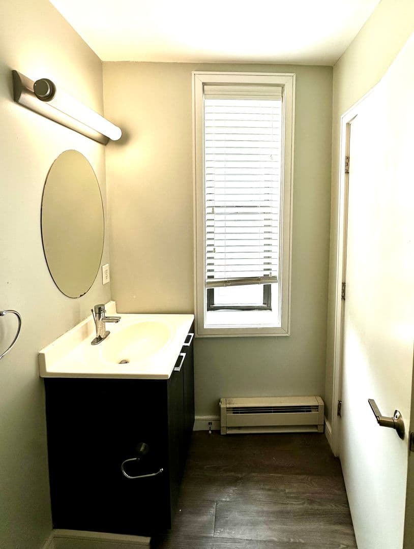 Worcester Apartment: 82 Franklin Street