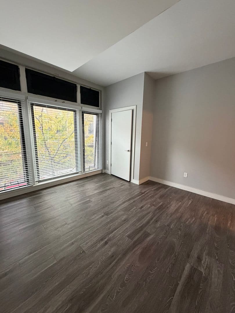 Lynn Apartment: 23 Central Ave