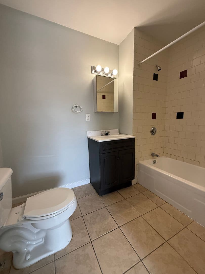 Worcester Apartment: 50 Franklin Street