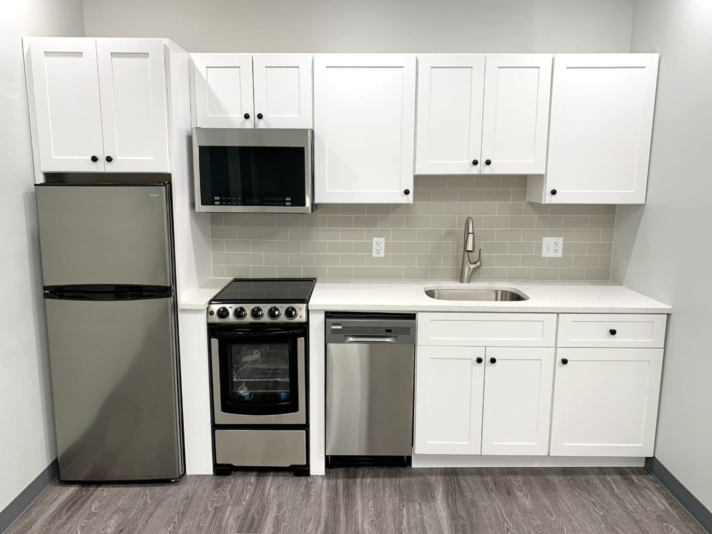 Worcester Apartment: 76 Franklin Street