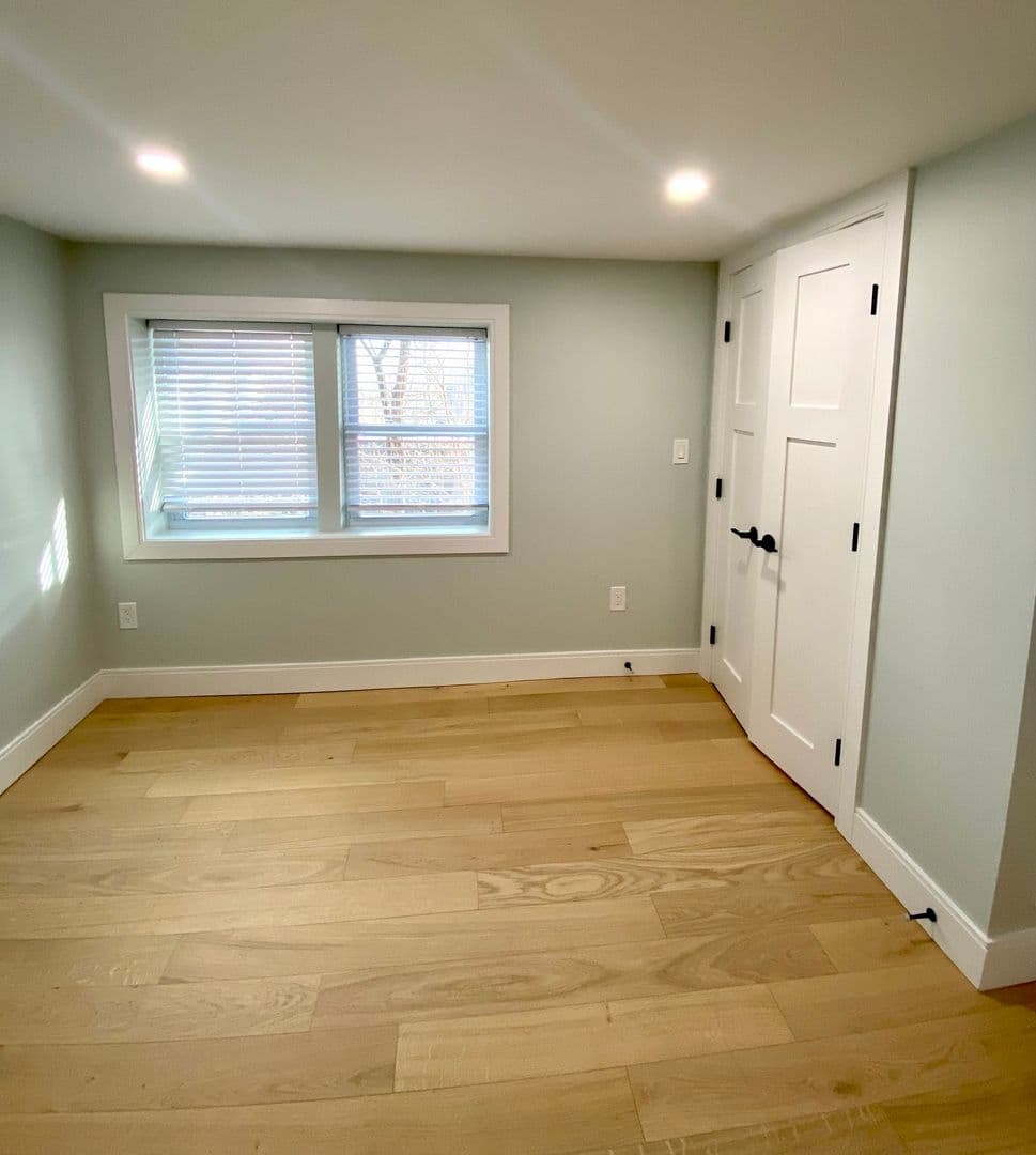 East Boston Apartment: 3 Walley Street