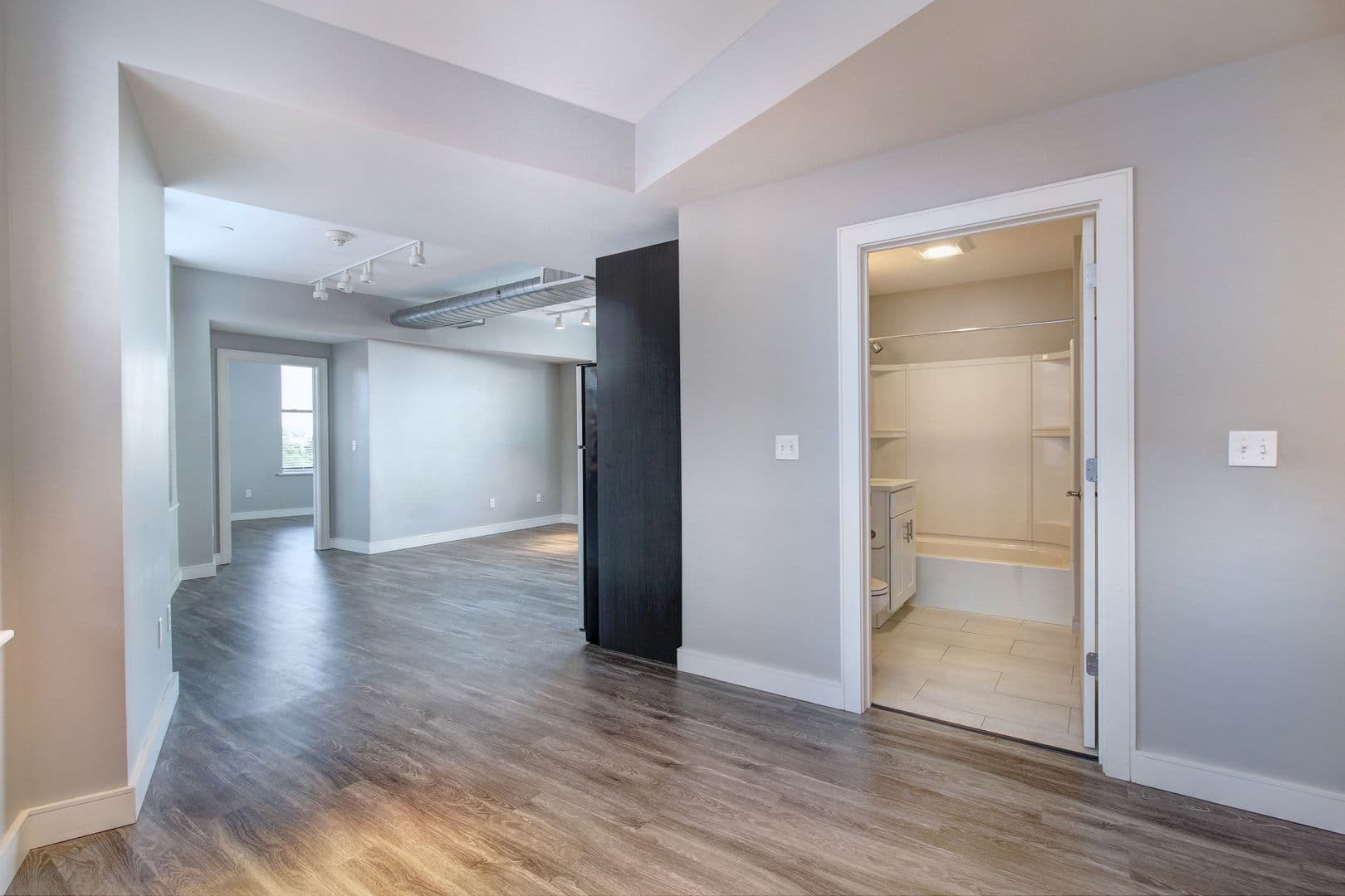 Lynn Apartment: 23 Central Ave