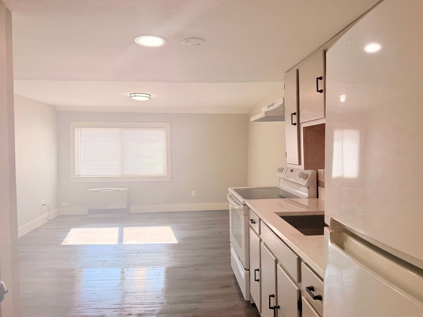 Hartford Apartment: 29 Cross Street
