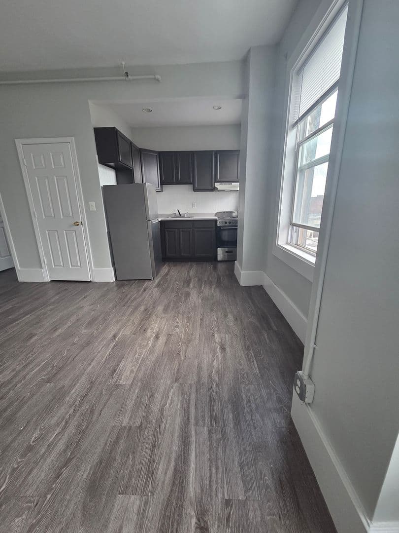 Worcester Apartment: 50 Franklin Street