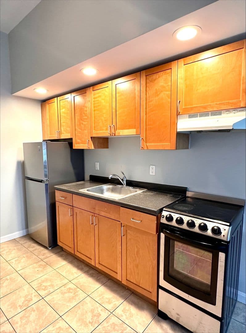 Worcester Apartment: 60 Franklin Street