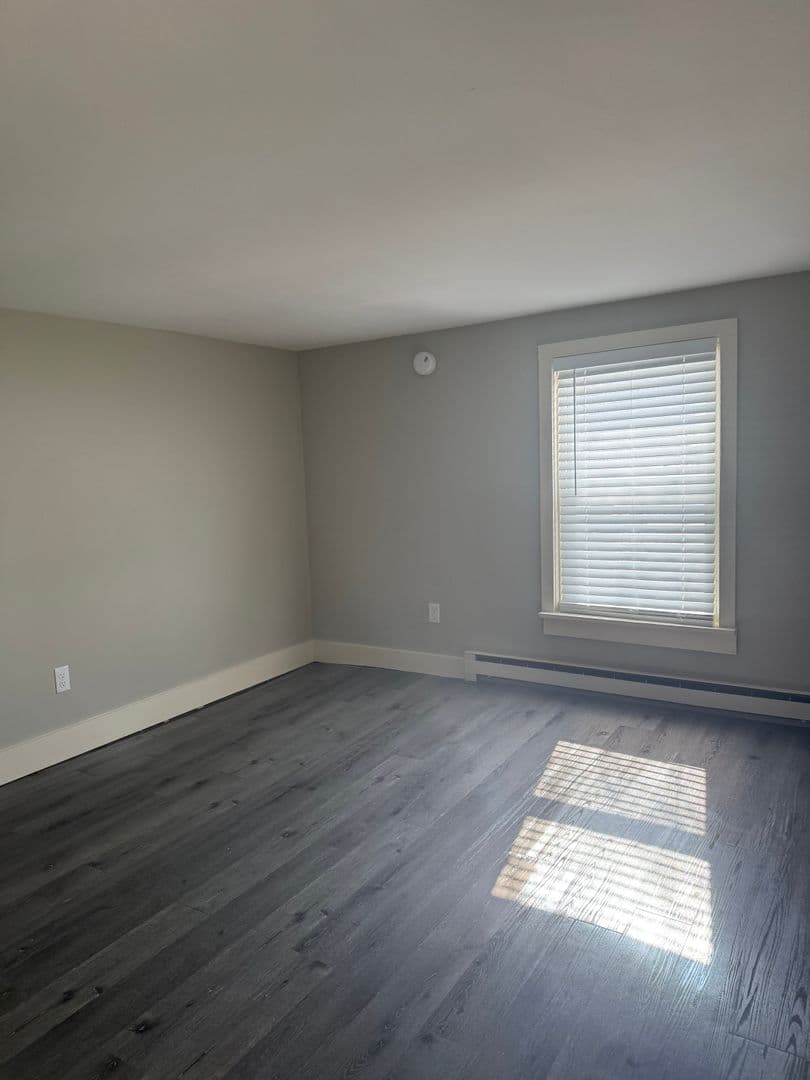 Hartford Apartment: 29 Cross Street