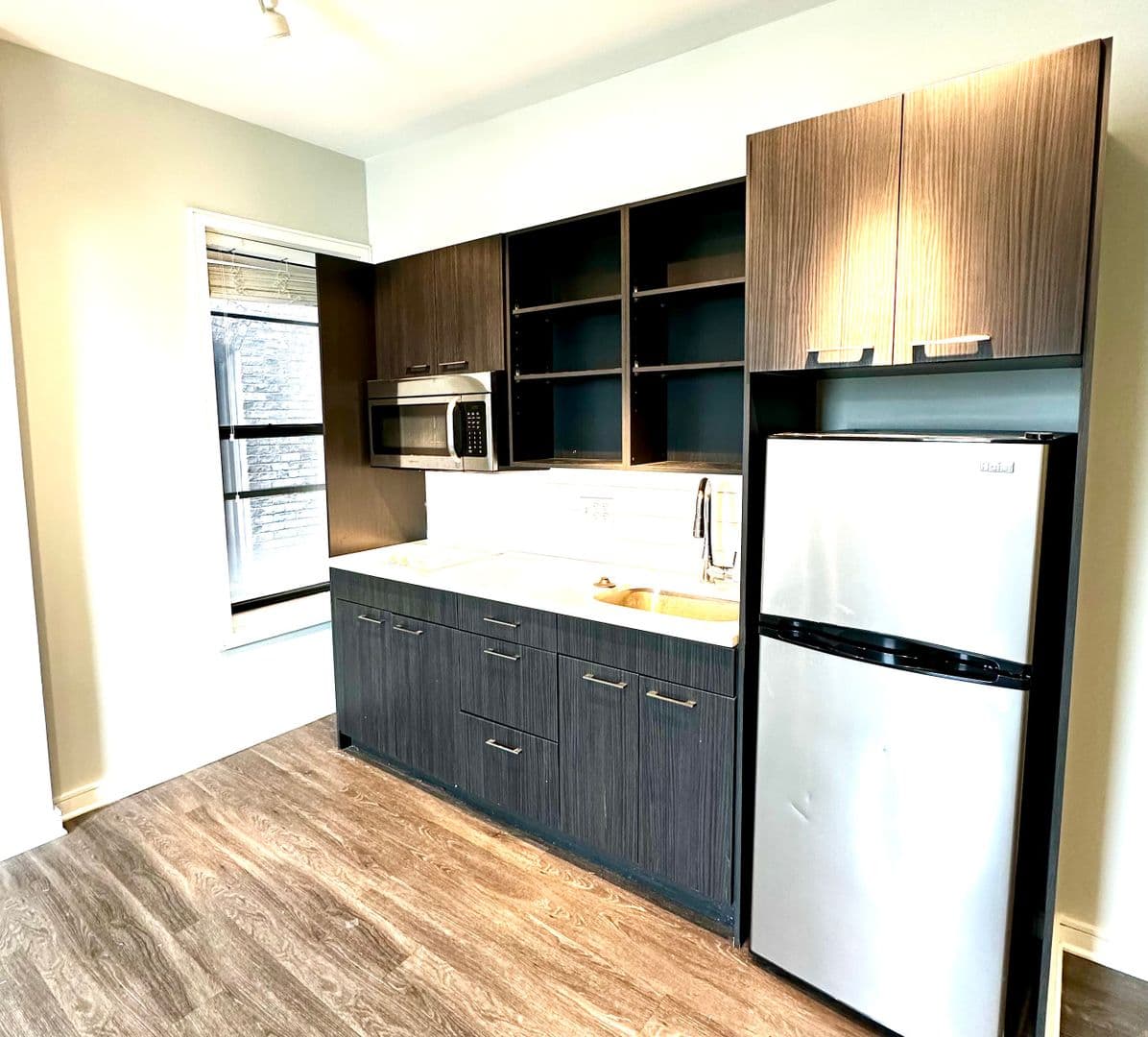 Worcester Apartment: 82 Franklin Street