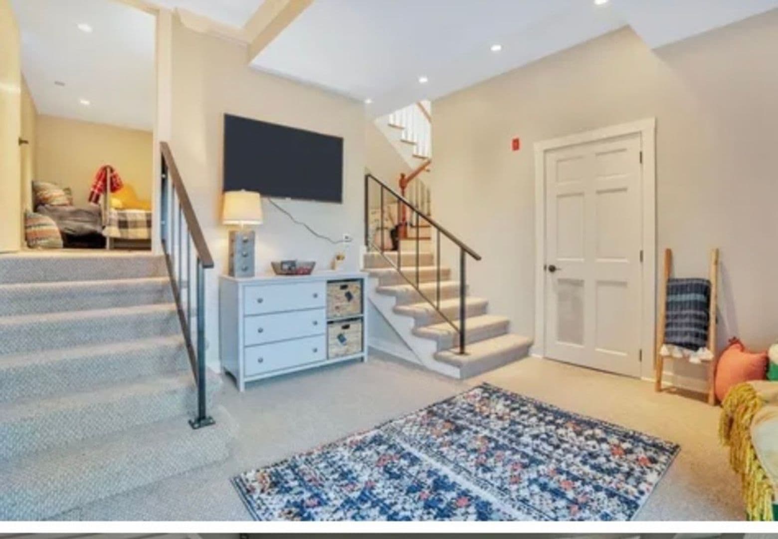 Hartford Apartment: 1952 Quechee Main Street - Unit B