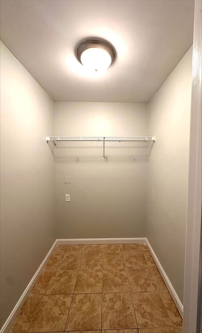 Worcester Apartment: 60 Franklin Street