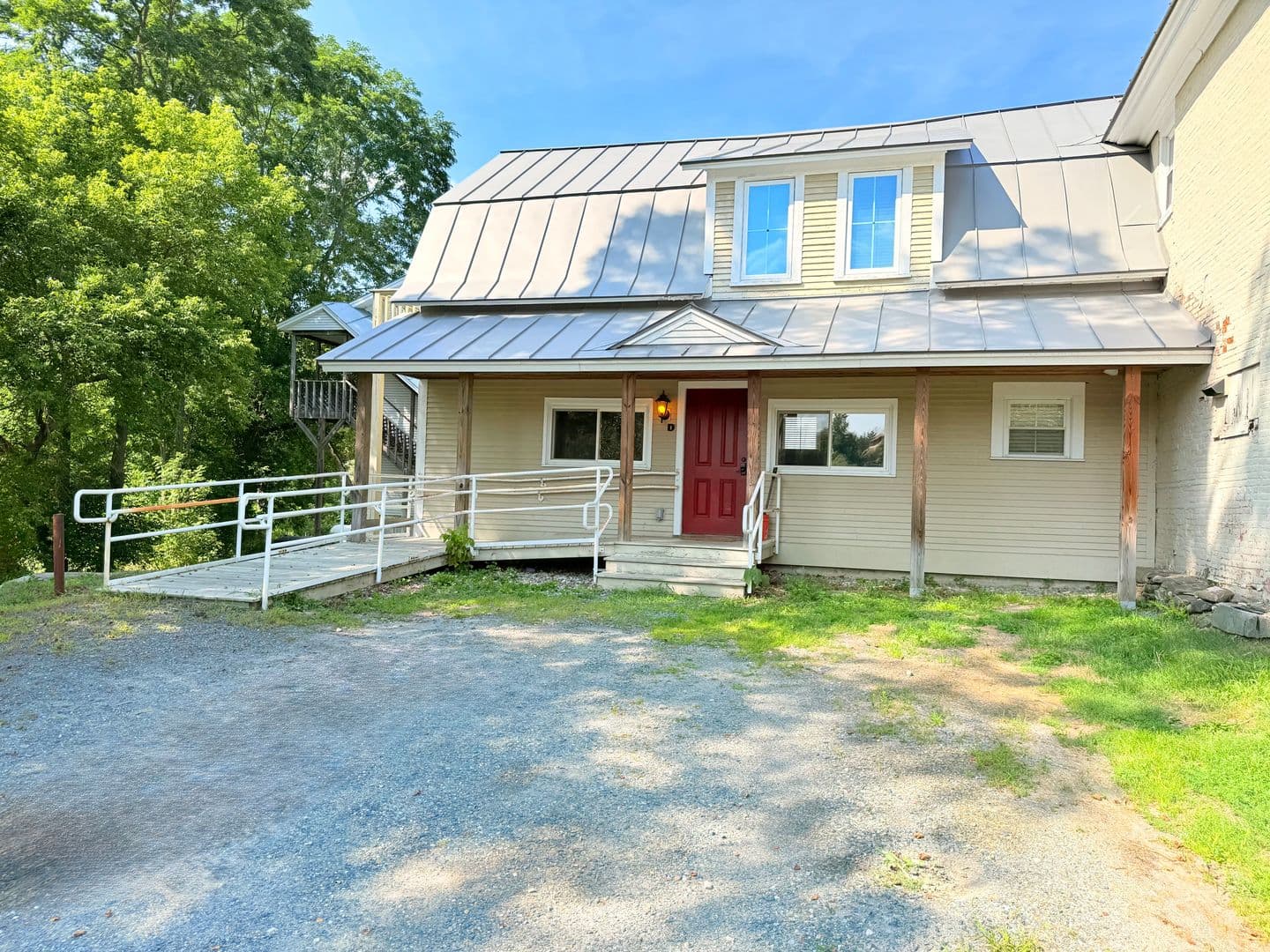 Hartland Apartment: 1 VT Route 12