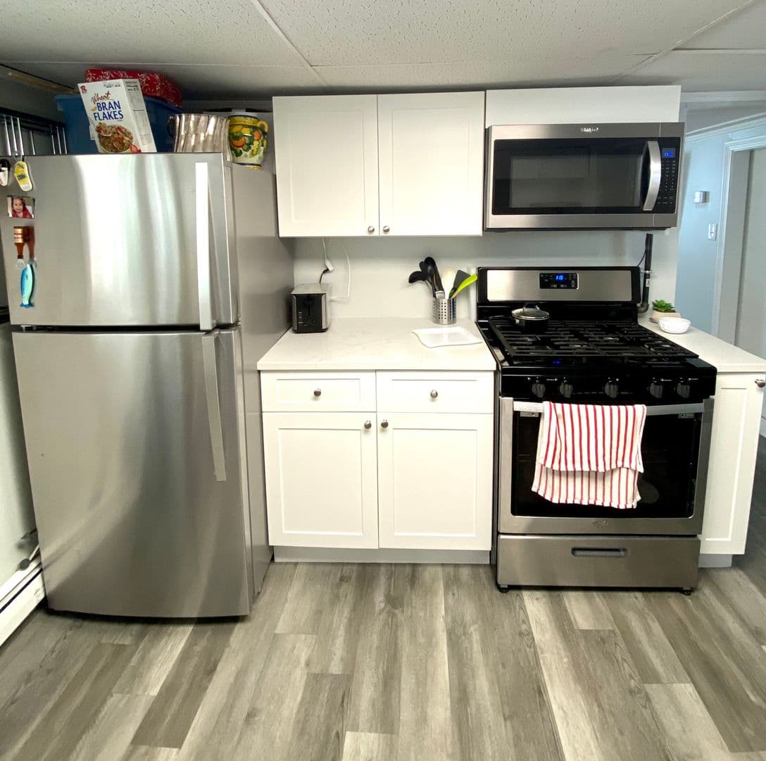 East Boston Apartment: 126 Leyden St