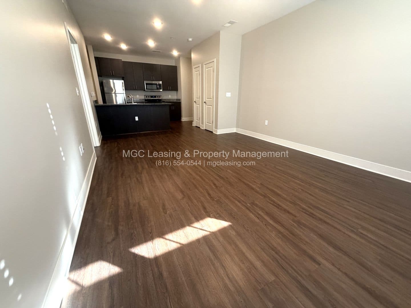 Kansas City Apartment: 5511 NE 80th Ter