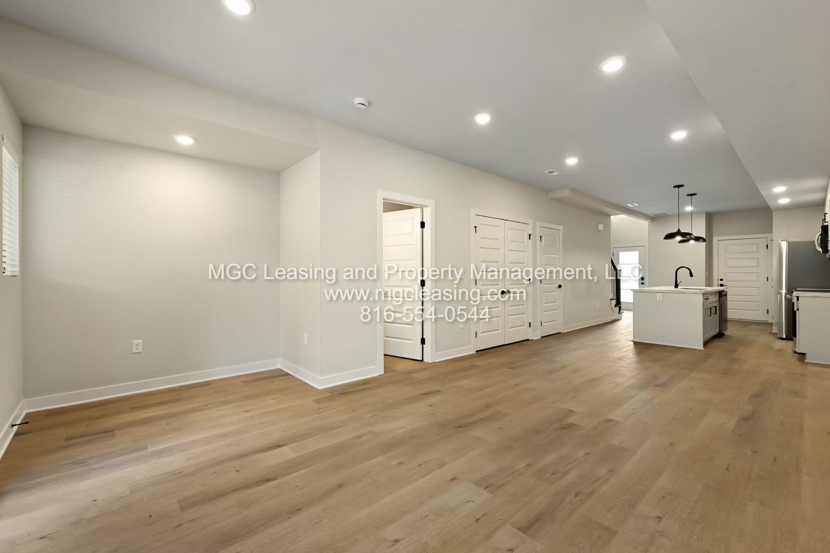 Raymore Apartment: 236-242 Sumac Rd