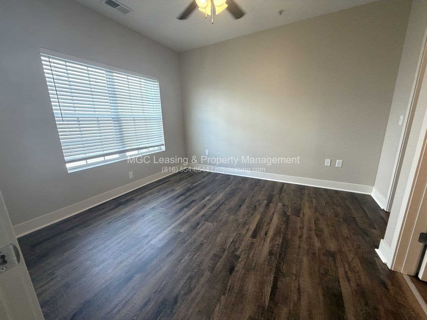 Kansas City Apartment: 5511 NE 80th Ter