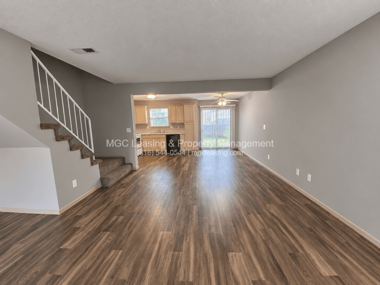 Harrisonville Townhome: 1009-1015 Garden Way