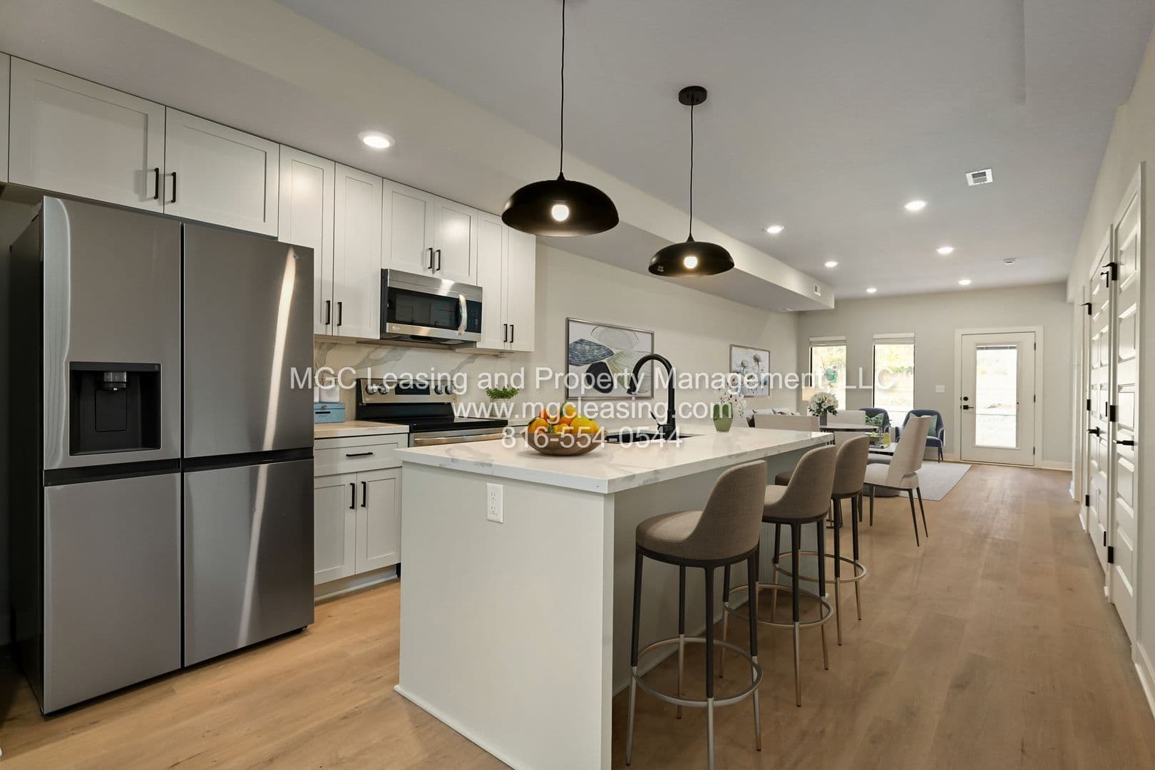 Raymore Apartment: 236-242 Sumac Rd